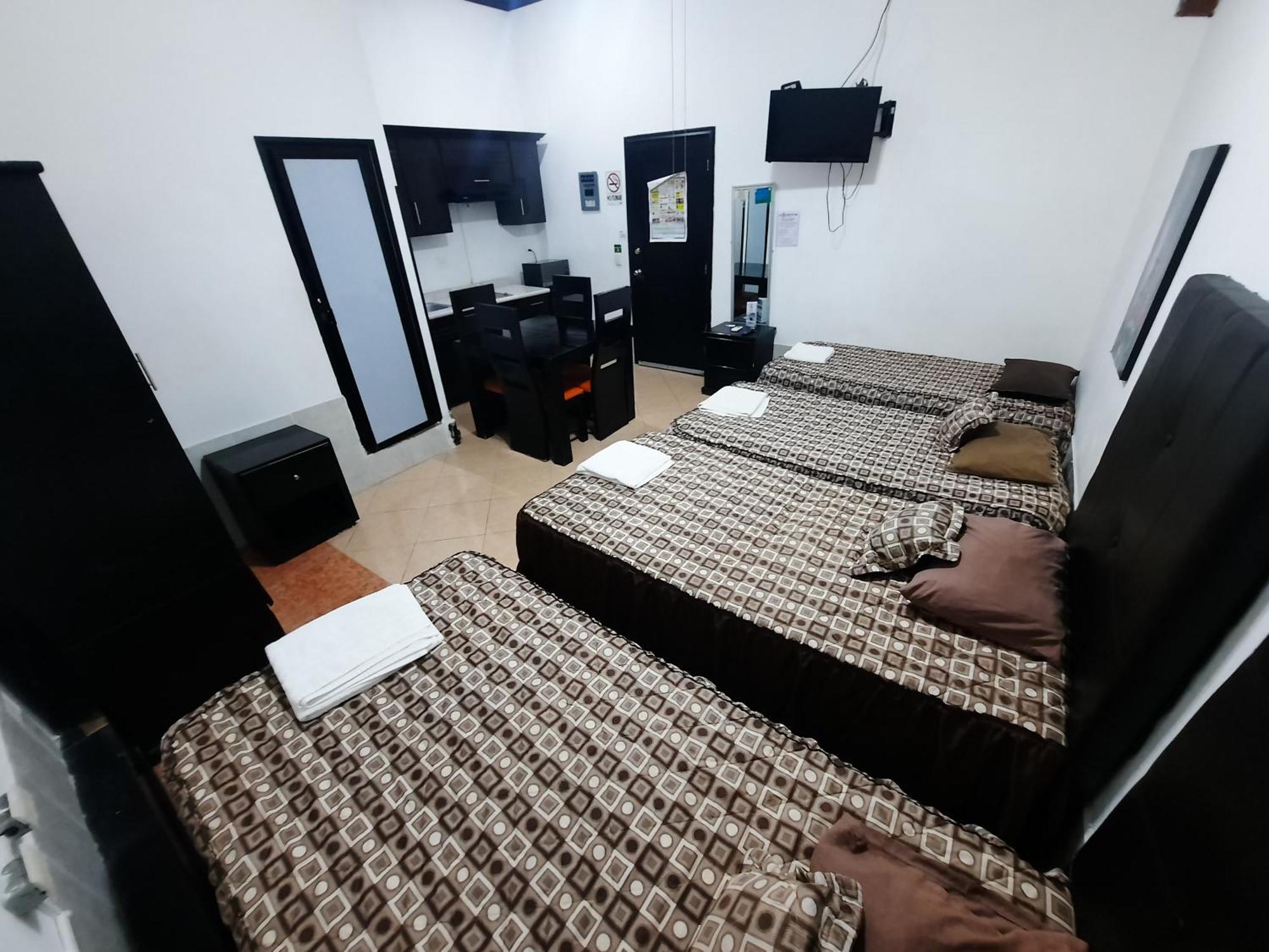 Hotel Garcias Suites, Linares Oda fotoğraf