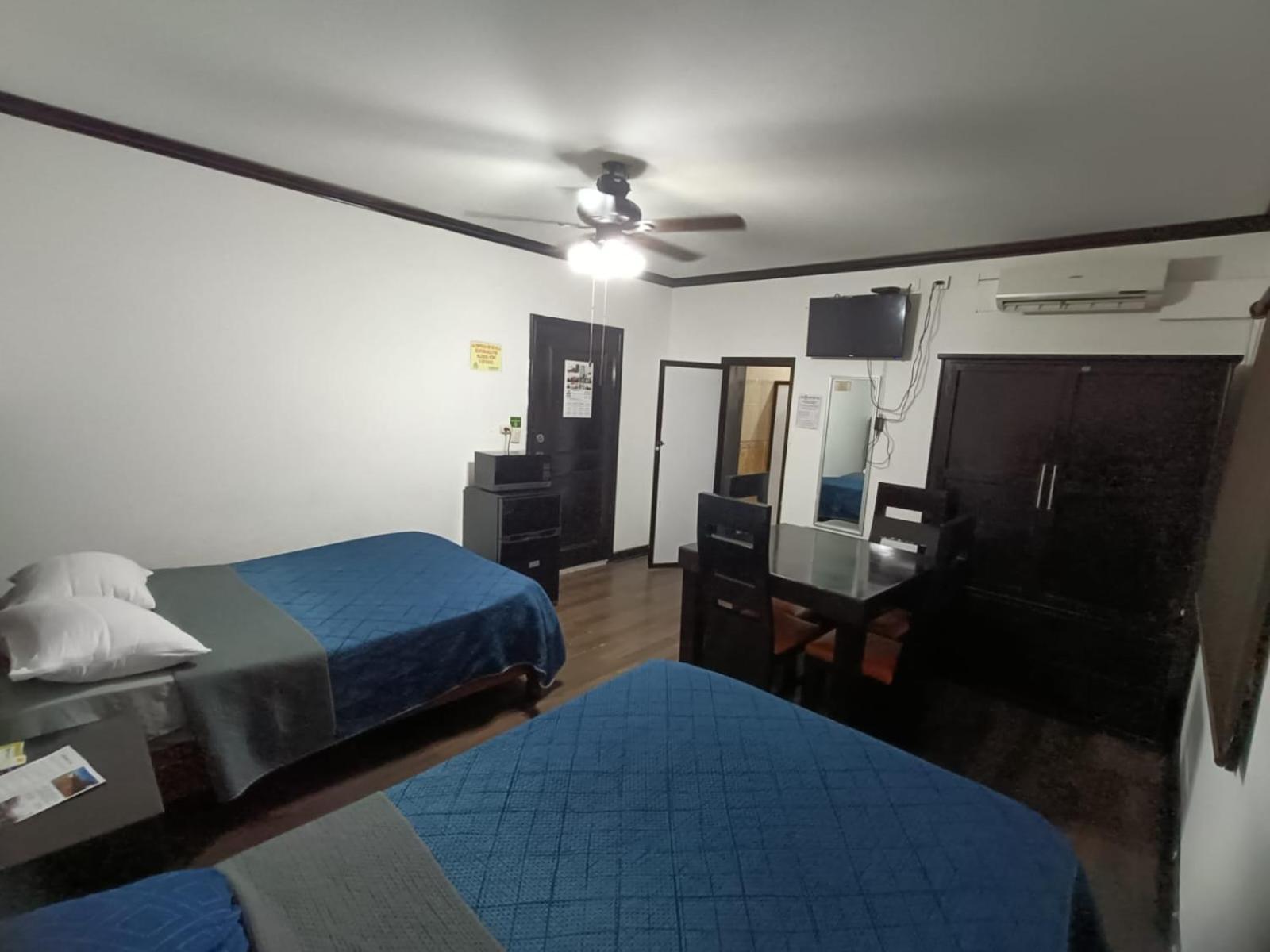 Hotel Garcias Suites, Linares Dış mekan fotoğraf